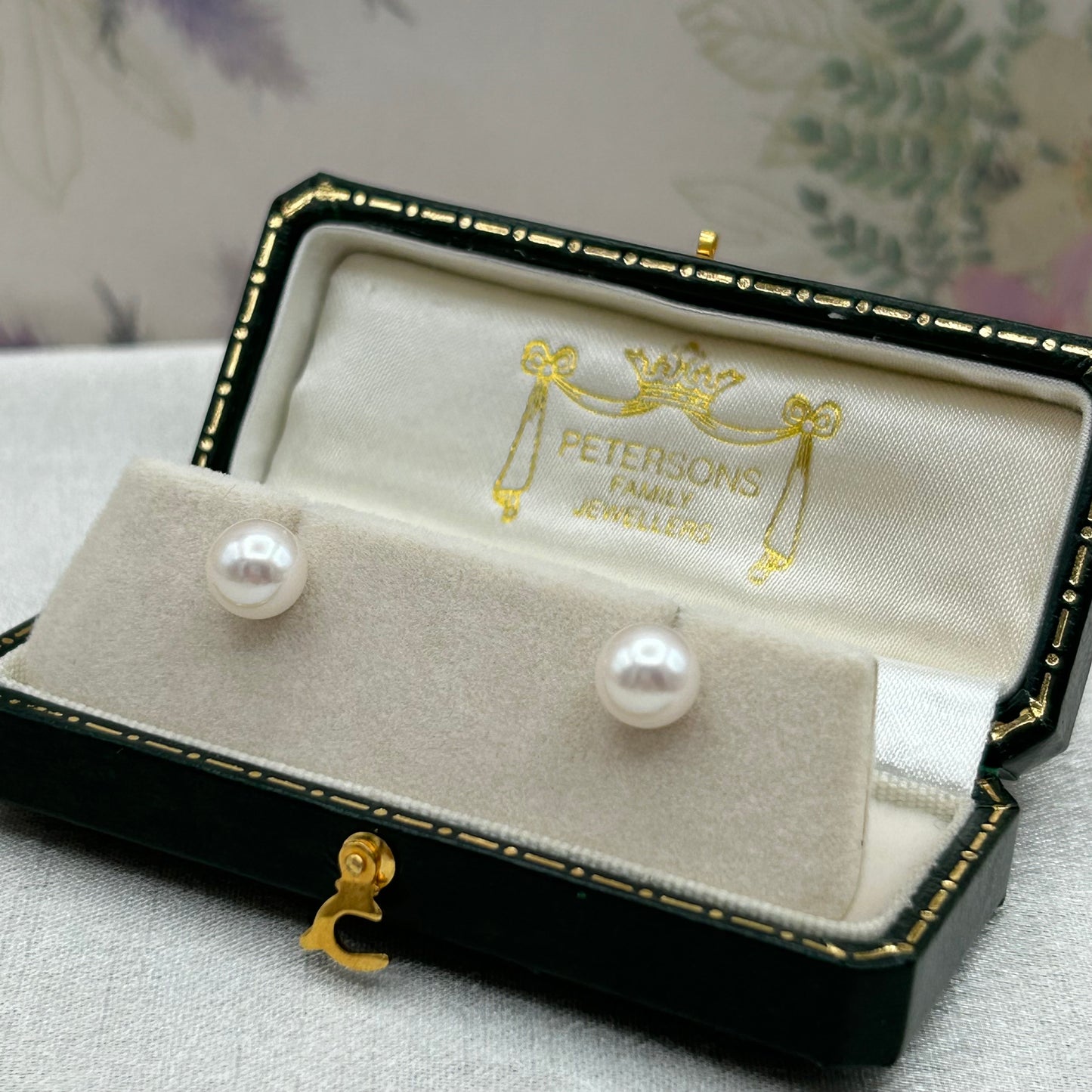 9ct Gold Cultured Pearl Ear Studs - 7.00mm