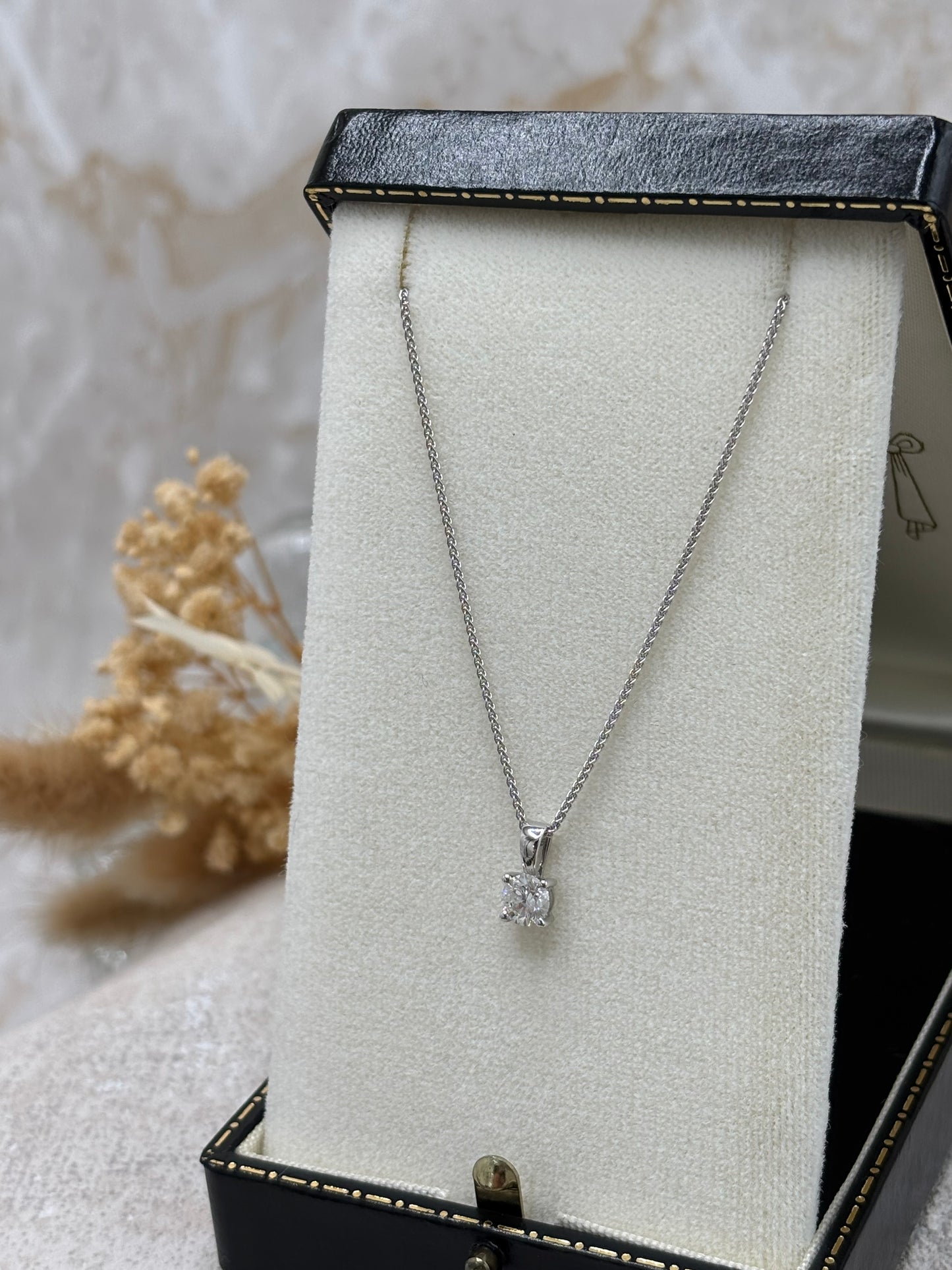 Diamond Pendant 18ct White Gold 0.60ct