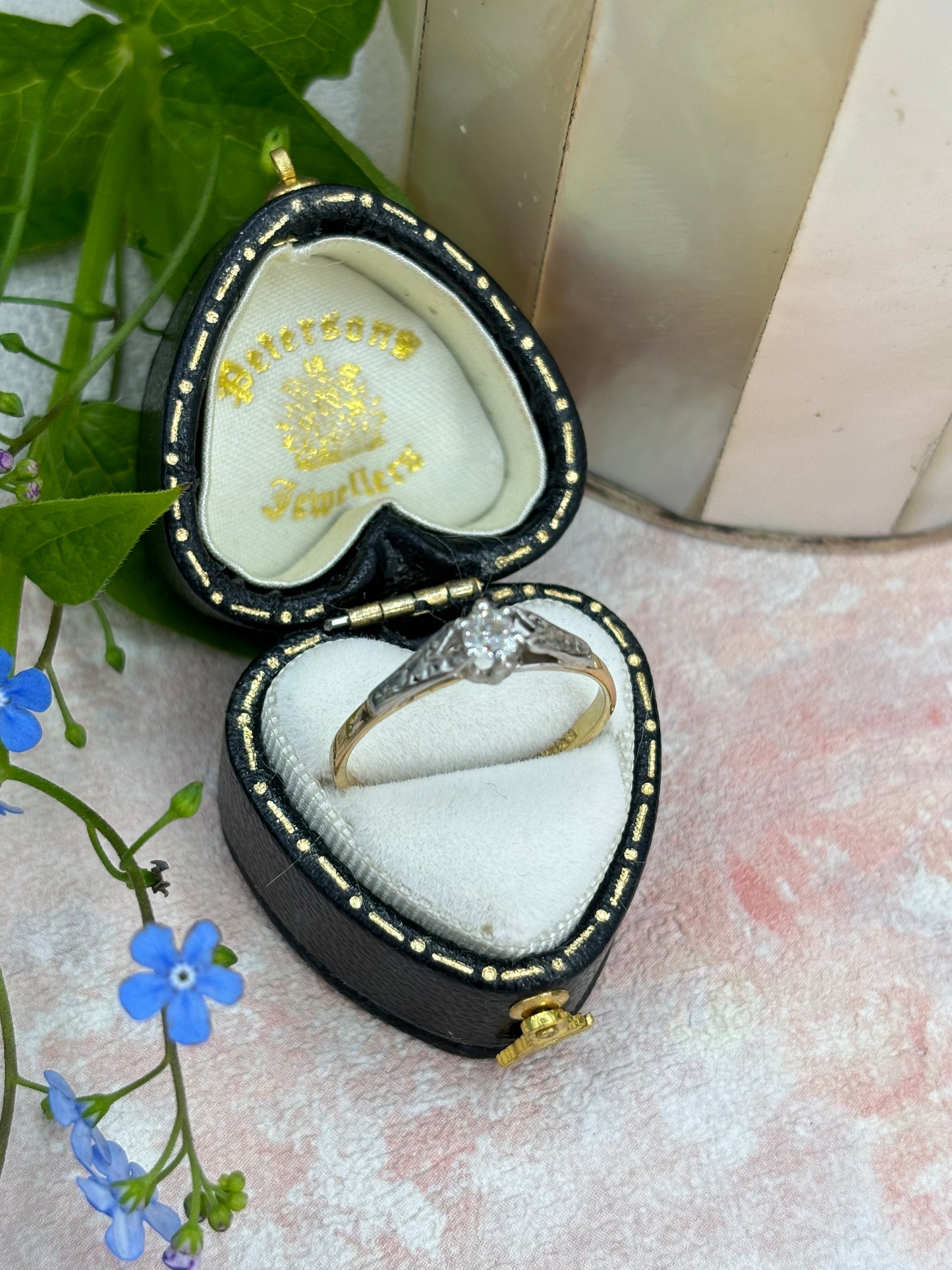 Antique Edwardian 18ct Gold and Platinum Diamond Solitaire Ring.