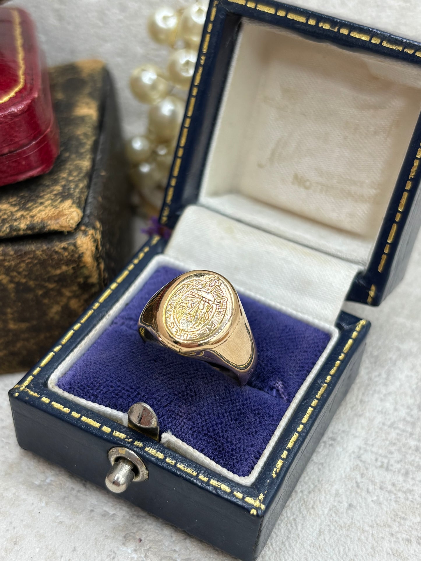 18ct Gold Poison Locket Signet Ring - Rare