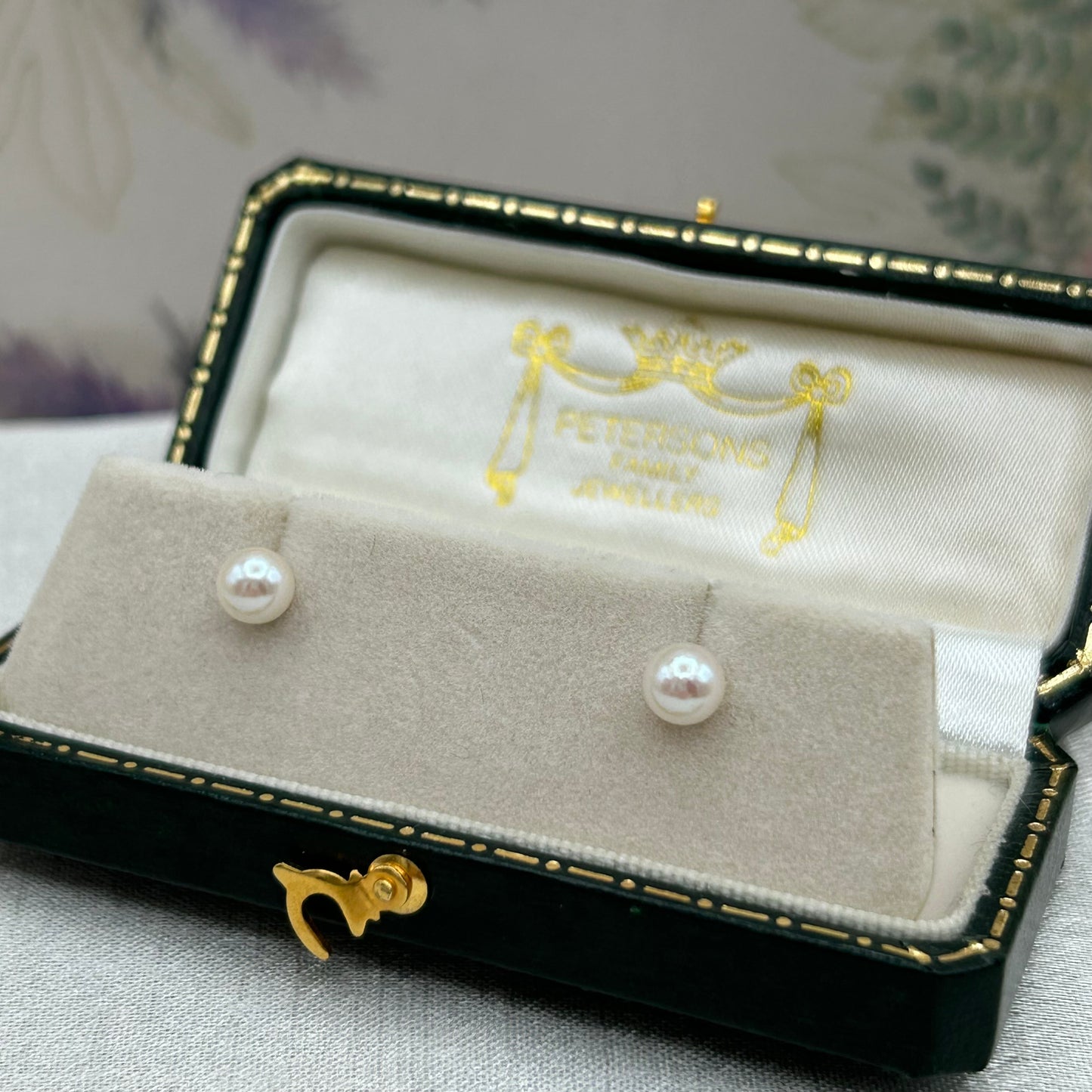 9ct Gold Cultured Pearl Ear Studs 5.00mm