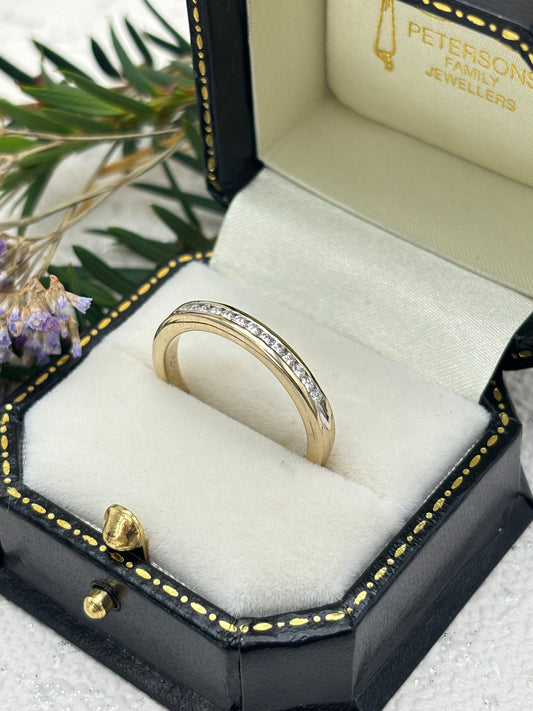 18ct Yellow Gold Diamond Eternity Ring - Pre-owned