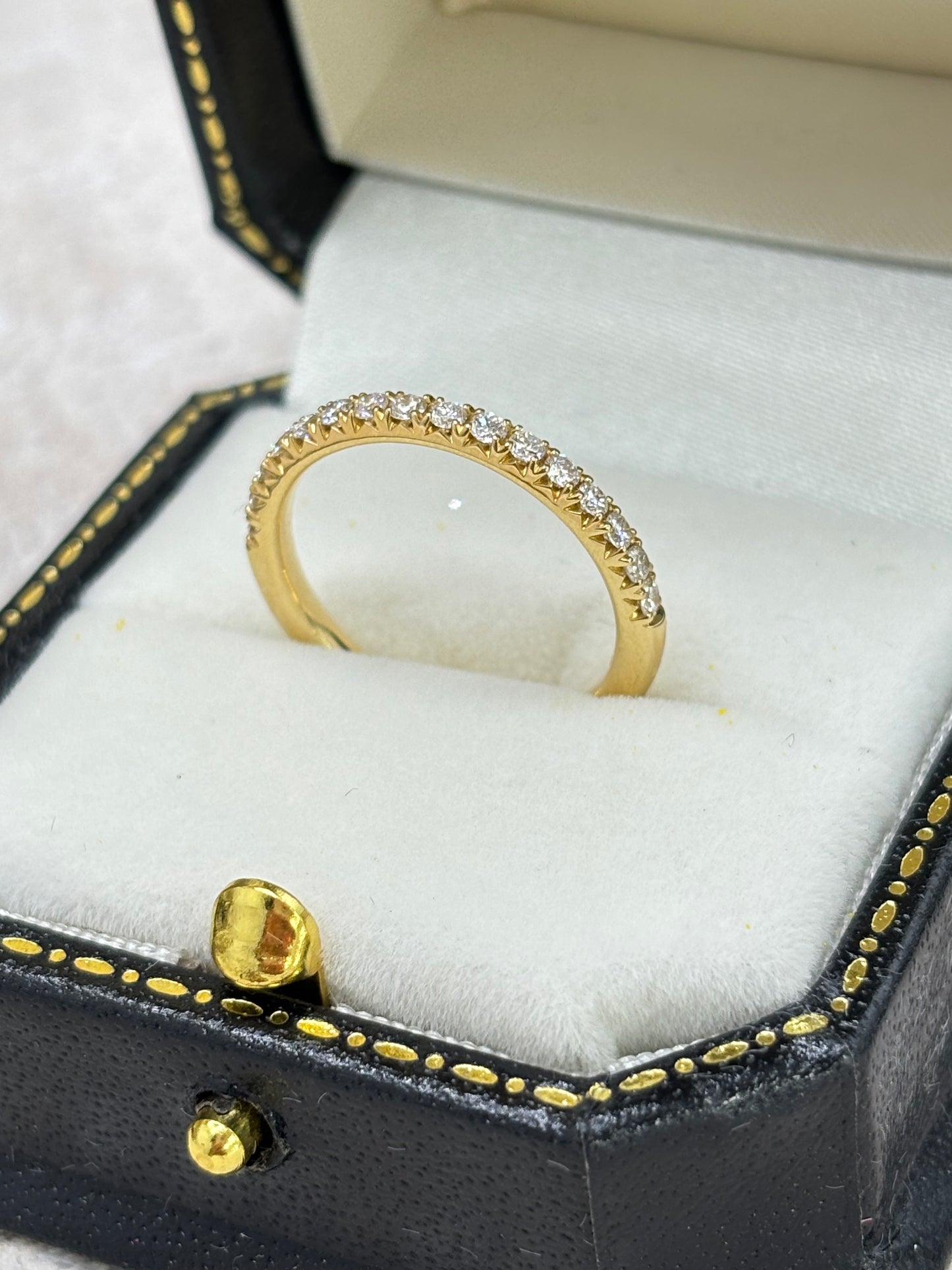 18ct Yellow Gold Diamond Eternity Ring - 0.33ct