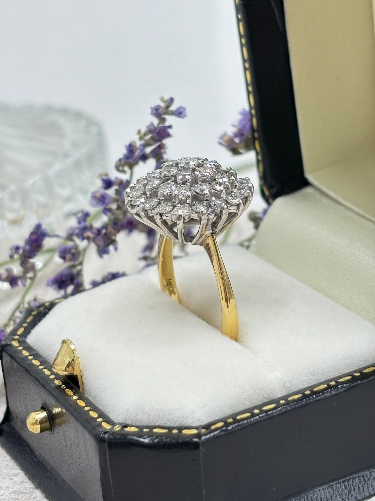 18ct Diamond Cluster Dress Ring.