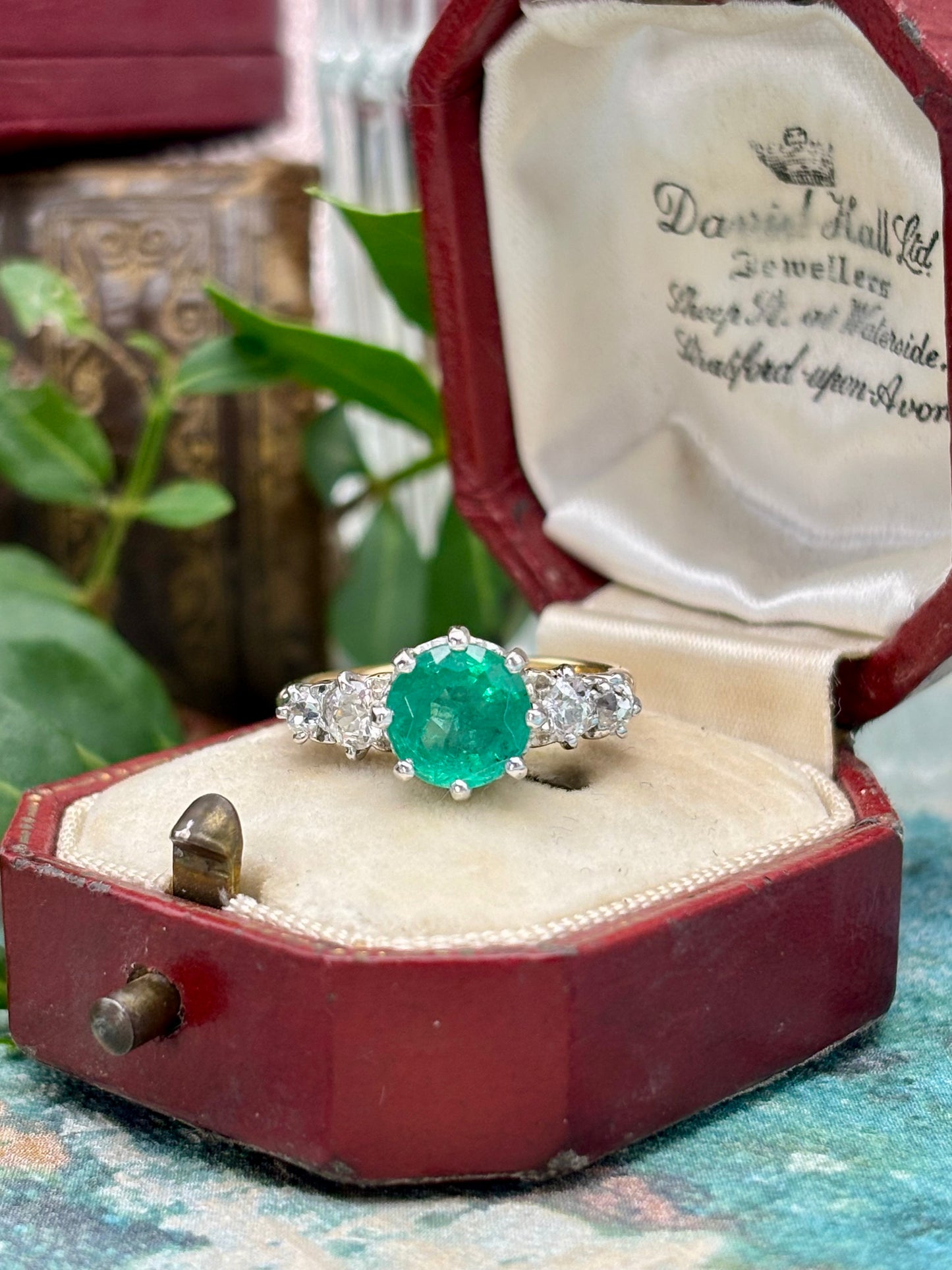 Antique Emerald and Diamond Ring