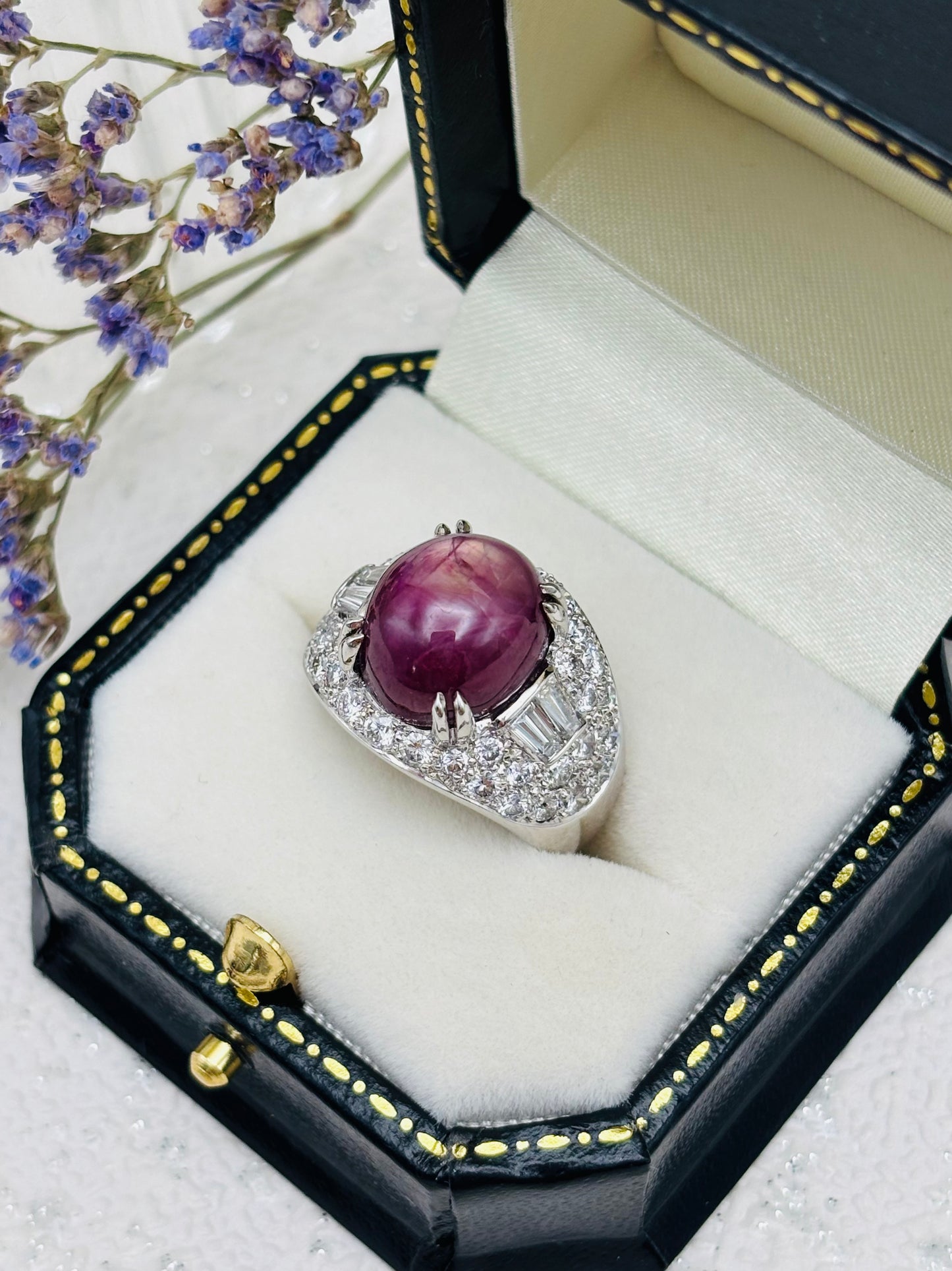 18ct White Gold Star Ruby and Diamond Cluster Ring - pre-owned