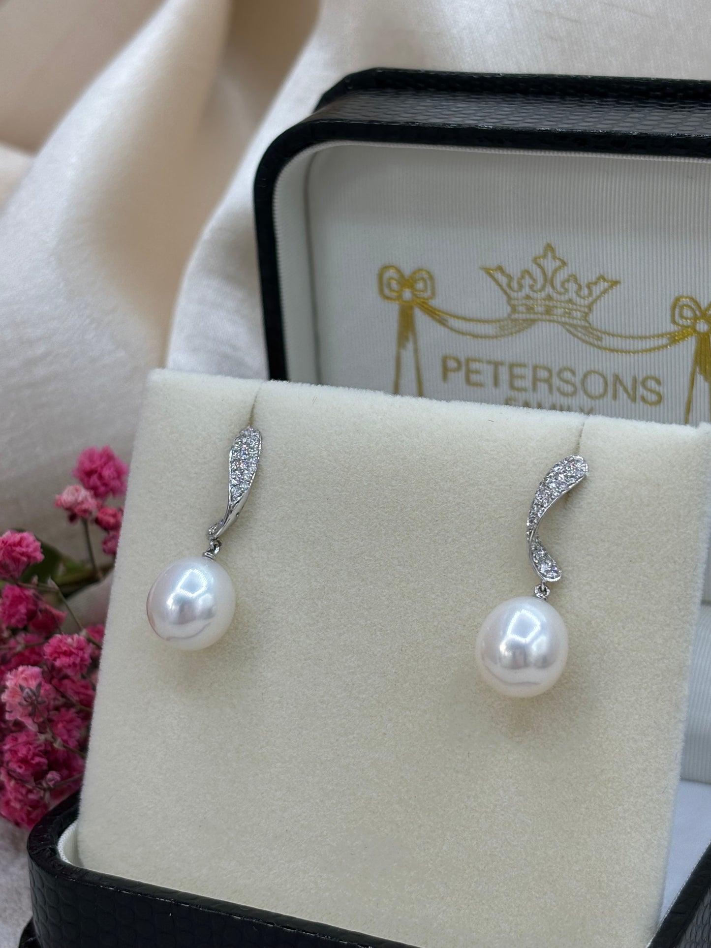 18ct White Gold Pearl and Diamond Drop Earrings