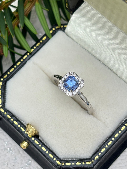 Platinum Tanzanite and Diamond Cluster Ring