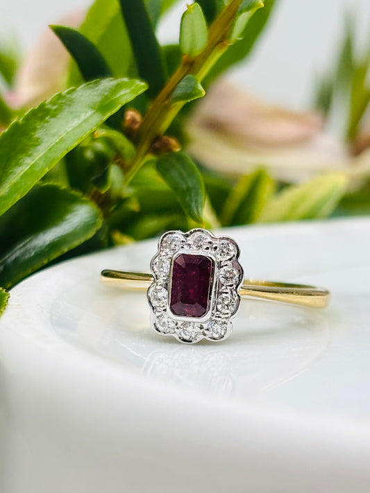 18ct Yellow Gold Ruby and Diamond Cluster Ring