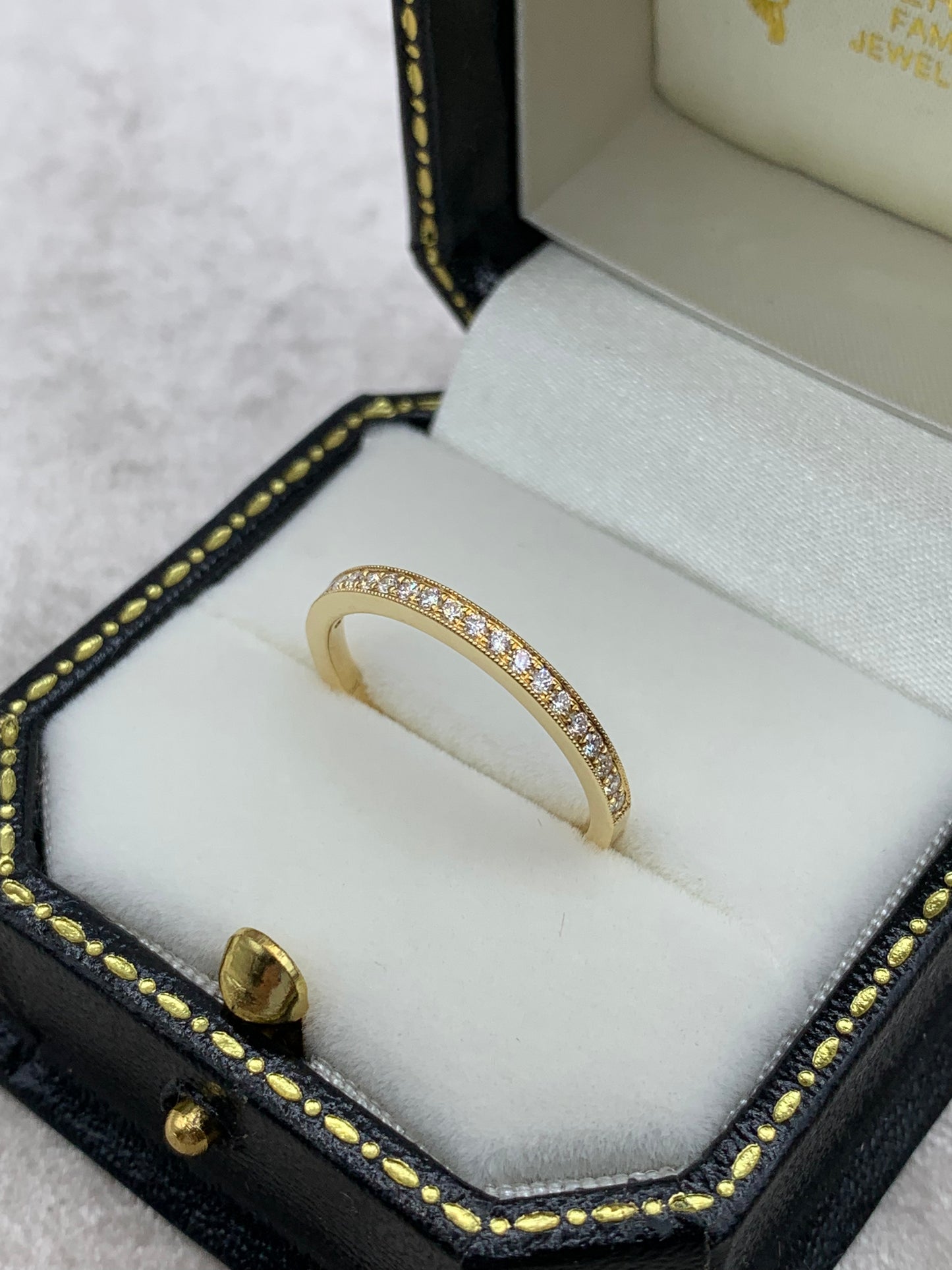 18ct Yellow Gold Diamond Eternity Ring