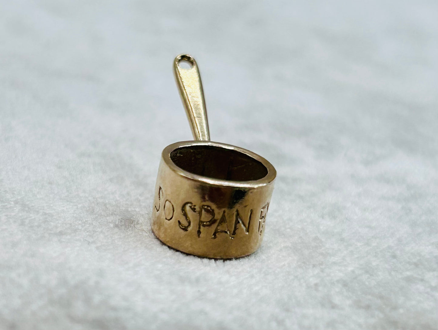 Vintage Gold Charm Saucepan
