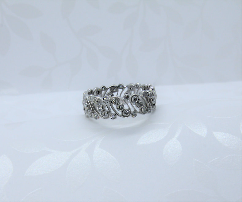 18ct White Gold Diamond Set Filigree Band