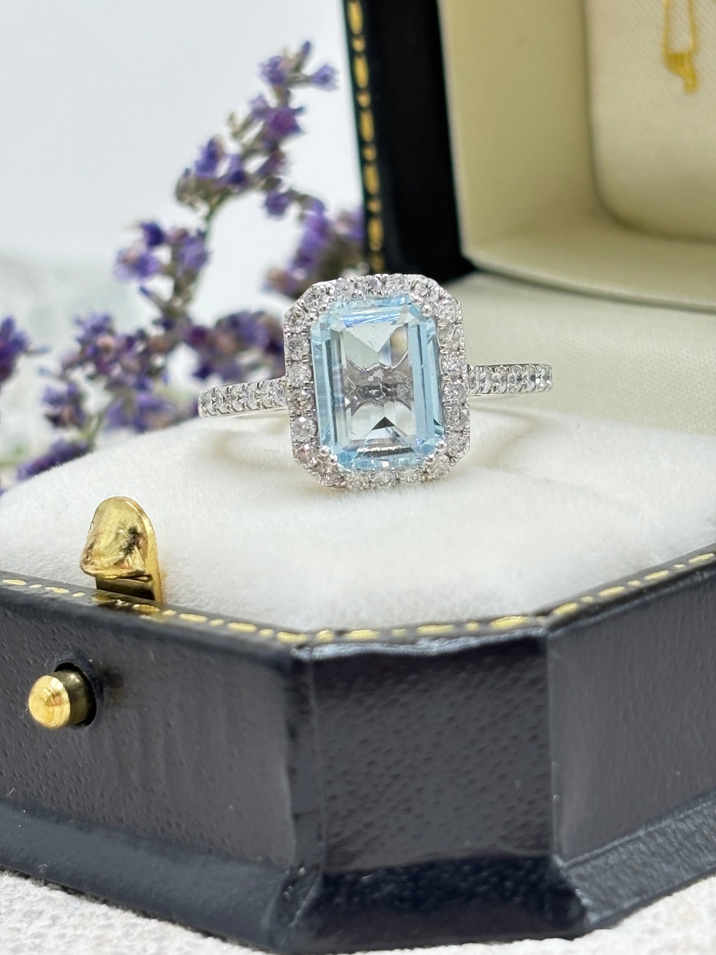 Platinum Aquamarine and Diamond Ring.
