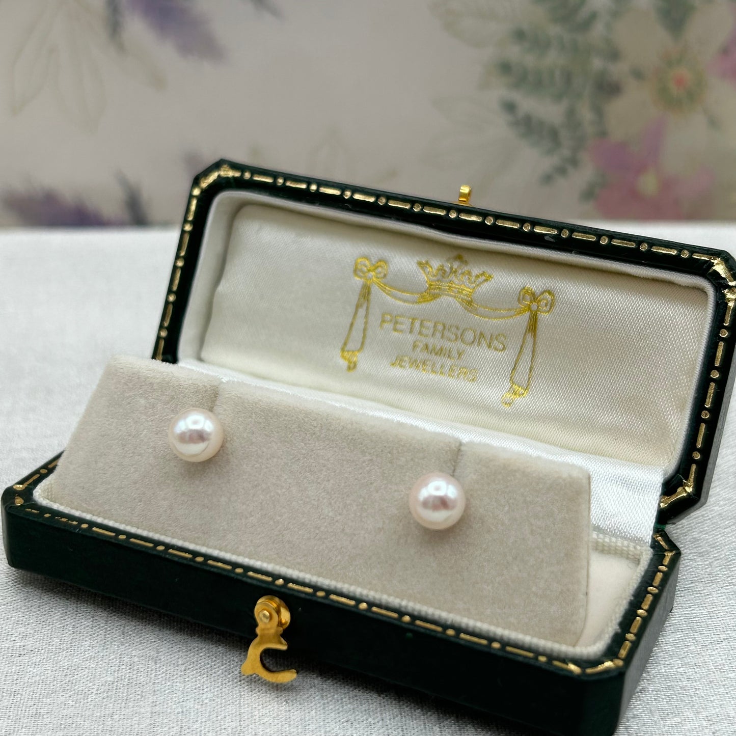 9ct Gold Cultured Pearl Ear Studs 6.00mm