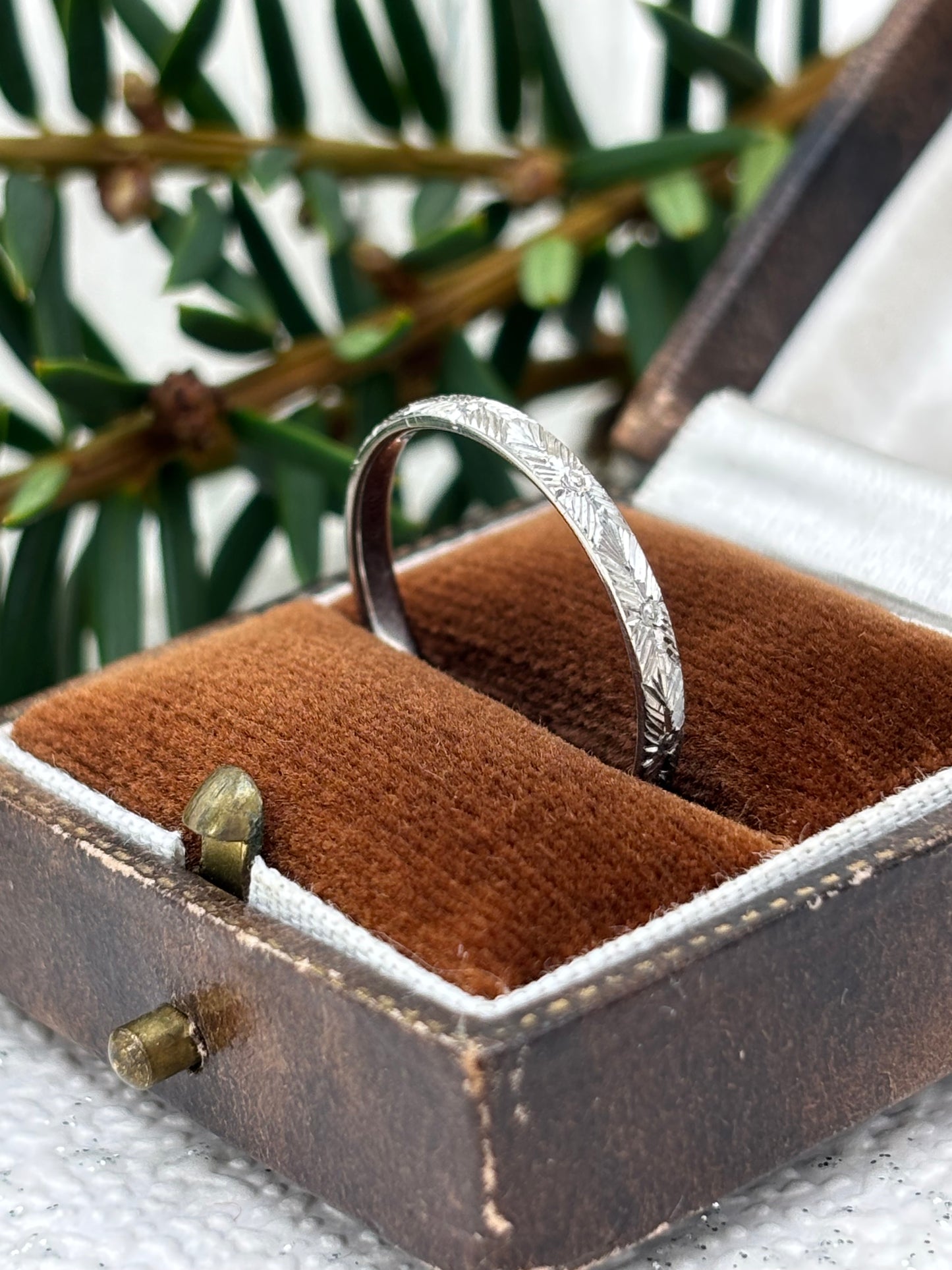 Vintage Platinum Wedding Ring - 1930's