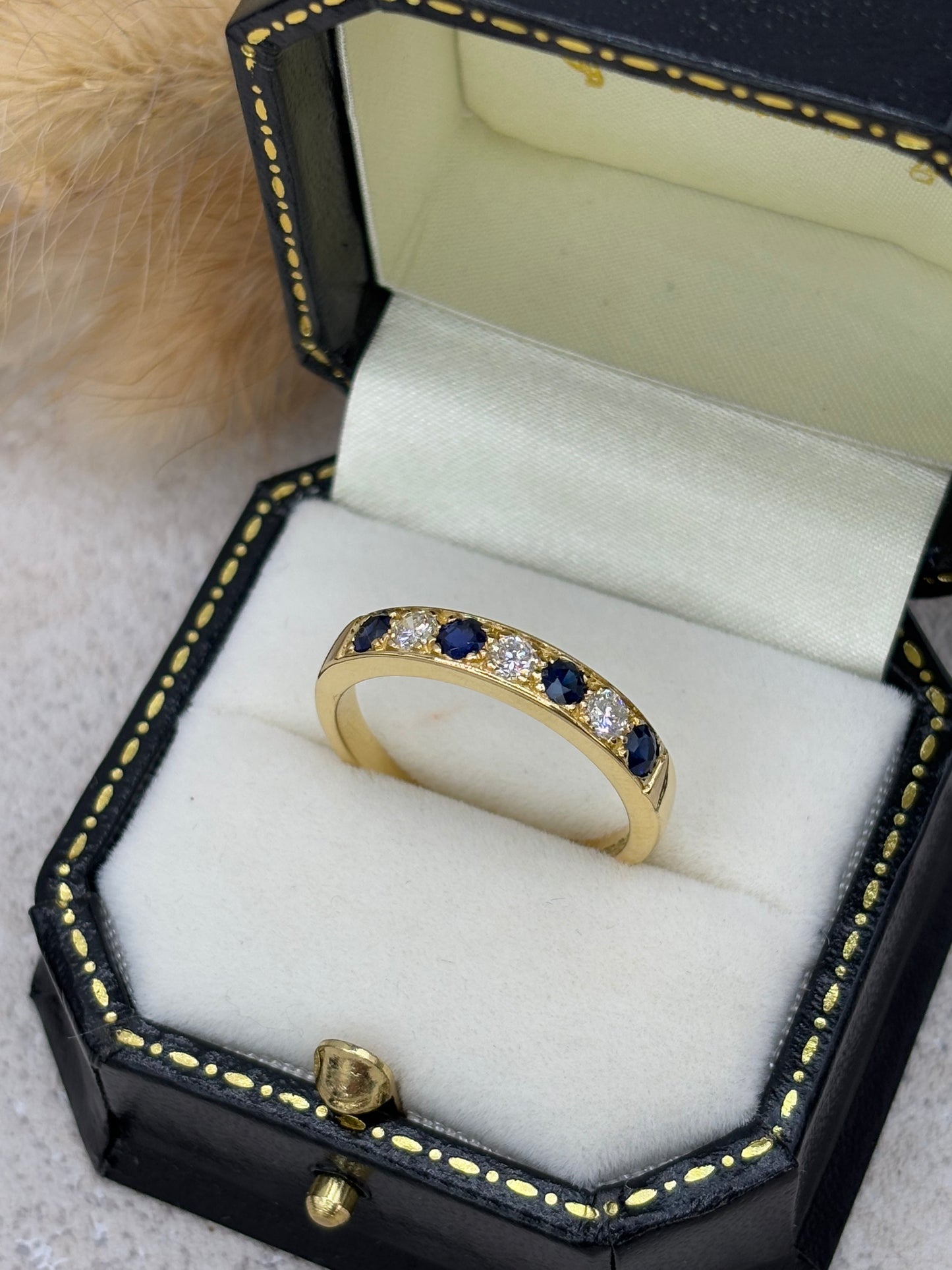 18ct Yellow Gold Sapphire and Diamond Ring