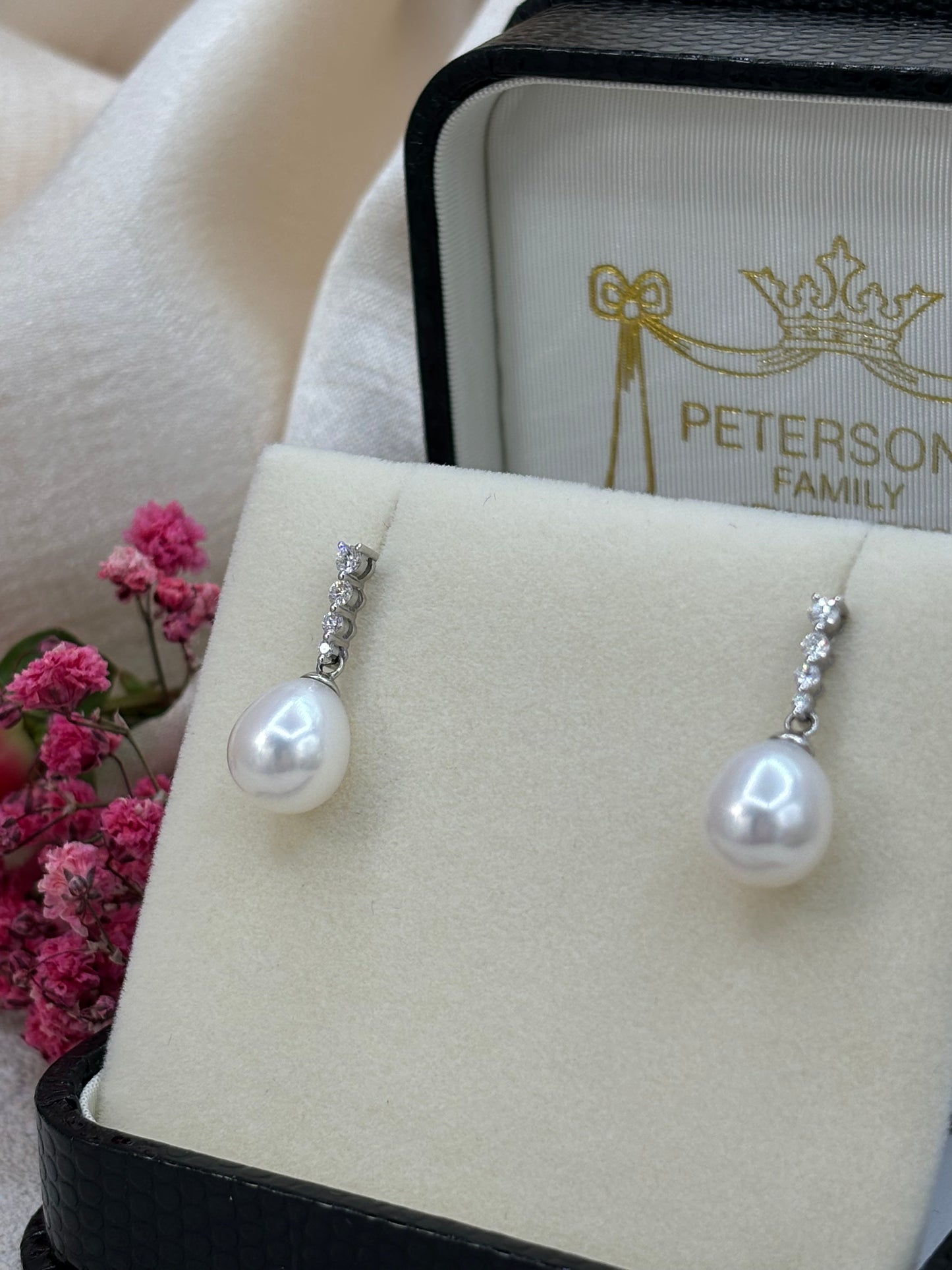 18ct White Gold Pearl and Diamond Drop Earrings