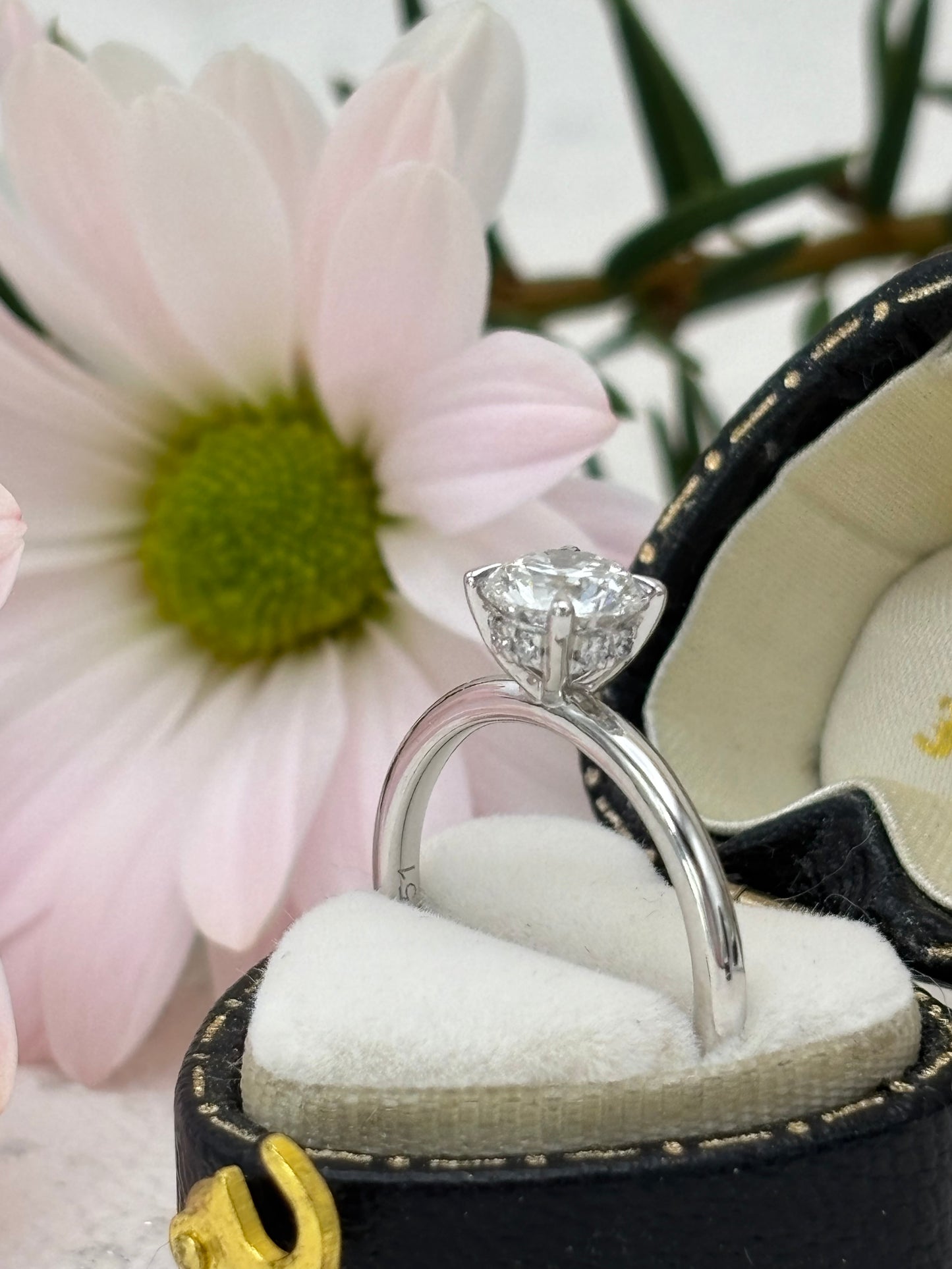 Platinum Diamond Solitaire 1.00ct - Lab-created