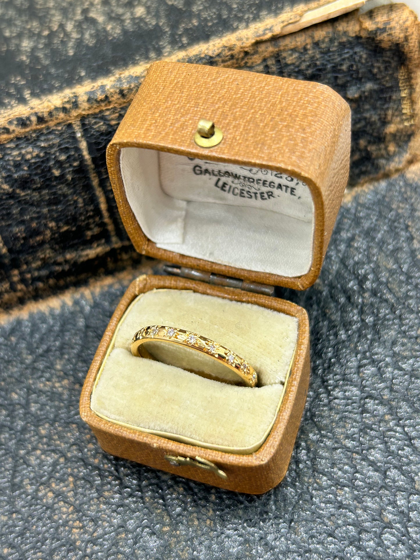 Antique 22ct Diamond Set Wedding Ring 1952