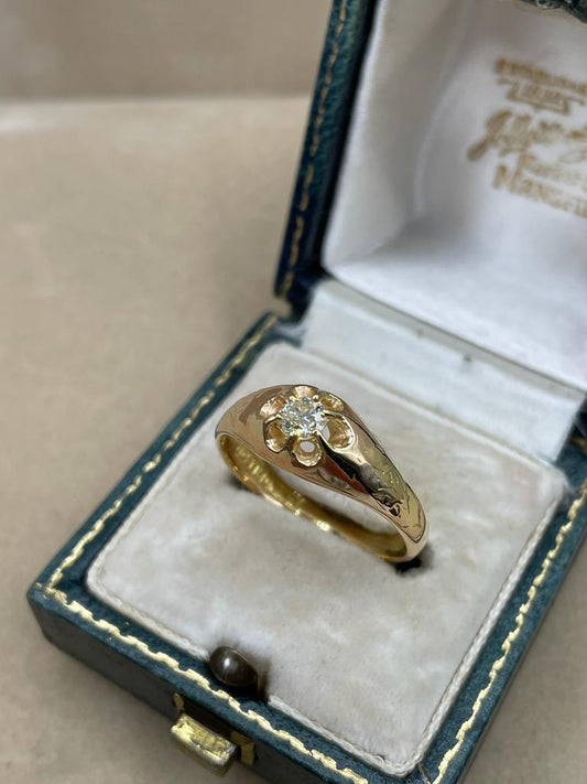 Antique 15ct Gold Diamond Ring